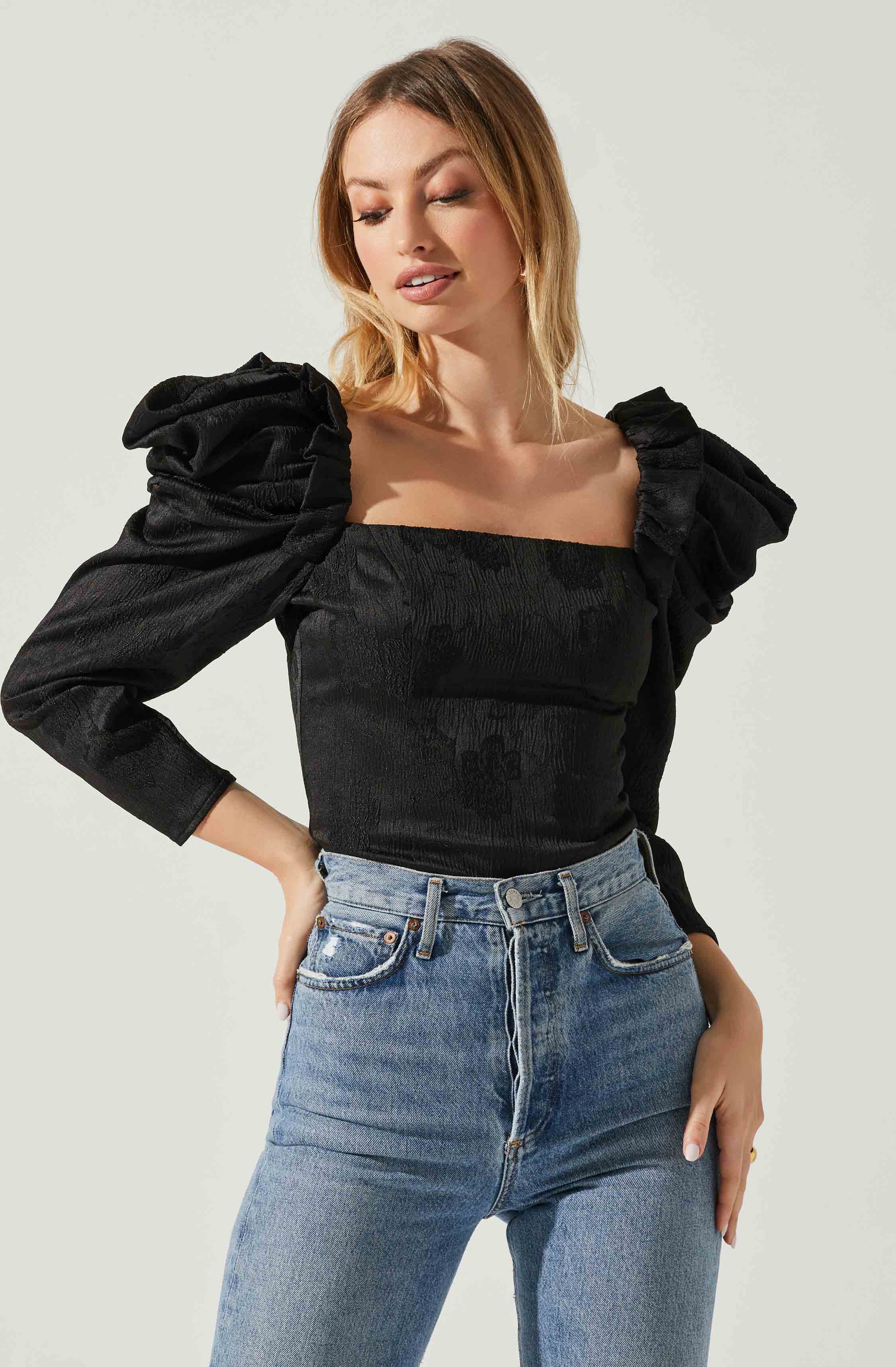 Amara Floral Jacquard Puff Sleeve Top