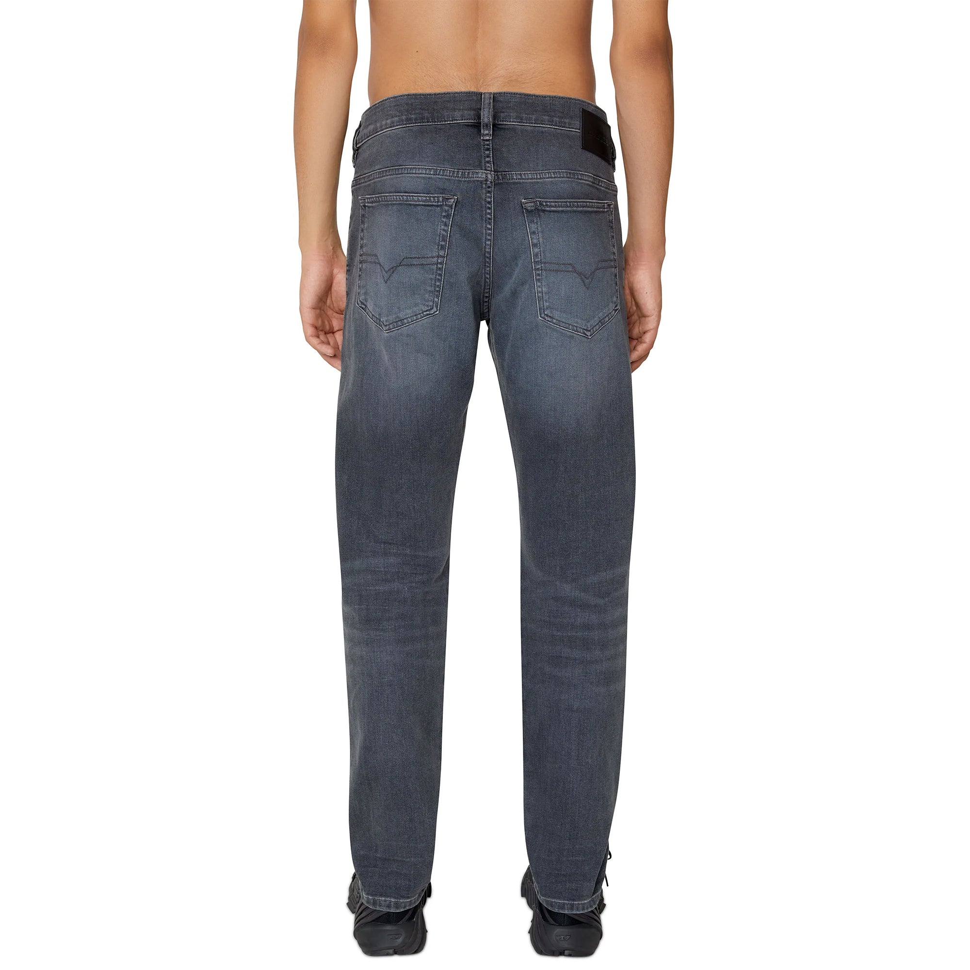 Diesel D-Yennox 0ELAX Tapered Fit Jeans - Grey