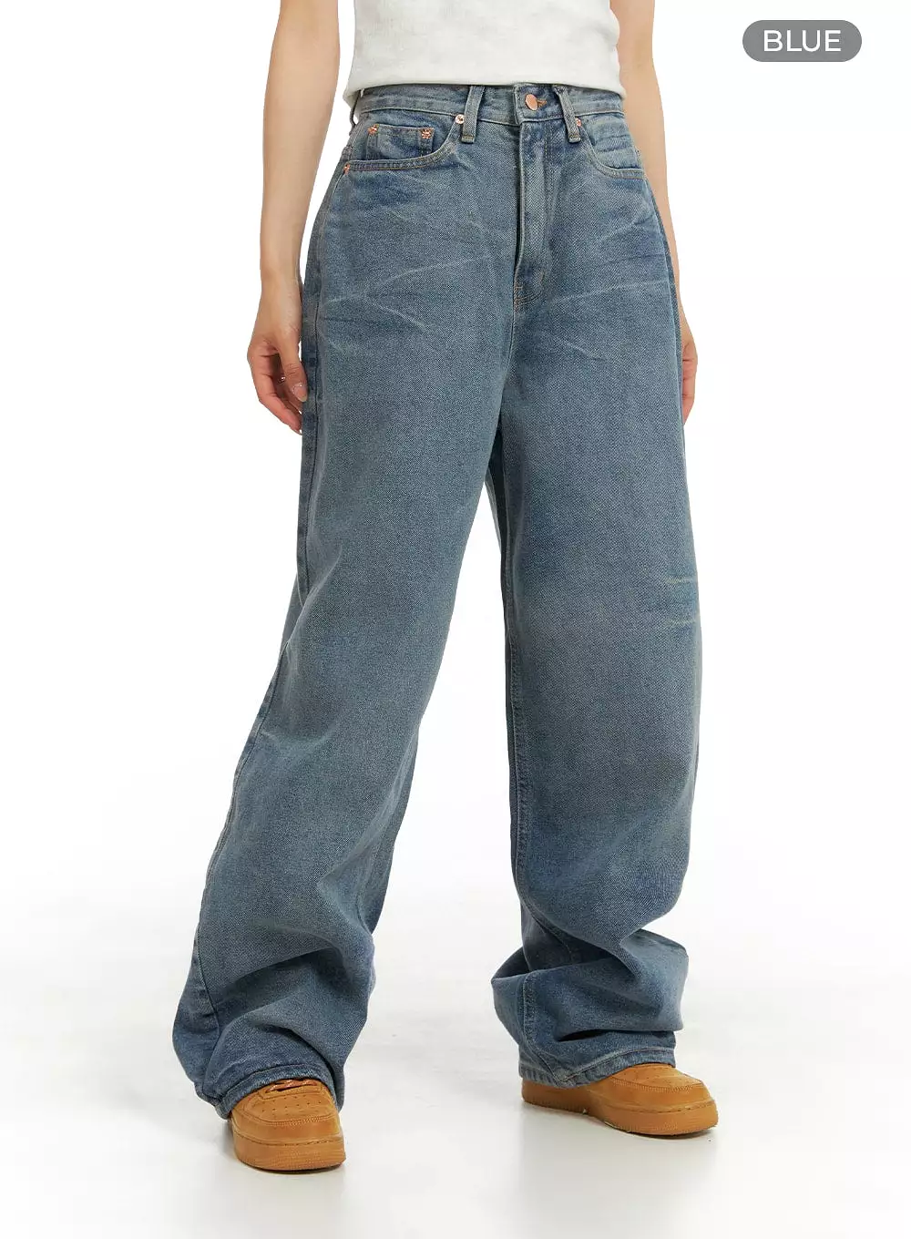 Relaxed Washed Wide Fit Jeans CA408